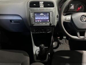 Volkswagen Polo Vivo hatch 1.4 Comfortline - Image 11