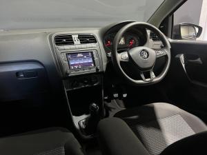 Volkswagen Polo Vivo hatch 1.4 Comfortline - Image 13