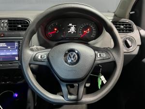 Volkswagen Polo Vivo hatch 1.4 Comfortline - Image 9