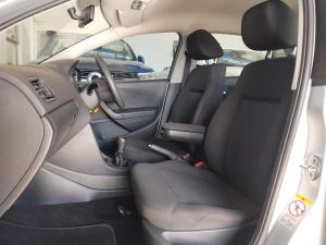 Volkswagen Polo Vivo hatch 1.4 Comfortline - Image 8