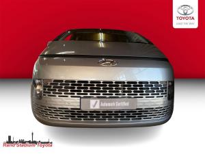 Hyundai Staria 2.2D Executive 11-seater - Image 2