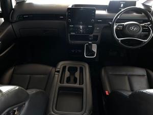 Hyundai Staria 2.2D Executive 11-seater - Image 6