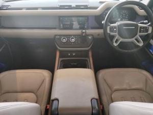 Land Rover Defender 110 P400 X-Dynamic HSE - Image 10