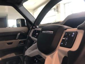 Land Rover Defender 110 D300 X-Dynamic HSE - Image 14