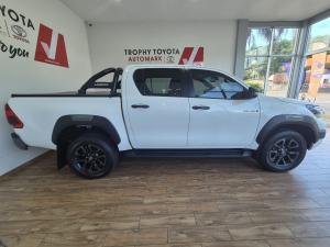 Toyota Hilux 2.8GD-6 double cab Legend manual - Image 3