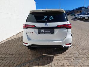 Toyota Fortuner 2.8GD-6 48V VX - Image 6