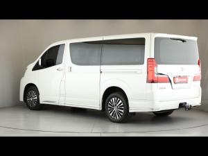 Toyota Quantum 2.8 LWB bus 9-seater VX Premium - Image 8