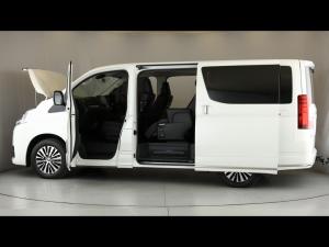 Toyota Quantum 2.8 LWB bus 9-seater VX Premium - Image 11