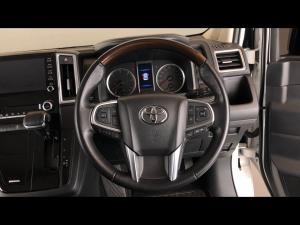 Toyota Quantum 2.8 LWB bus 9-seater VX Premium - Image 26
