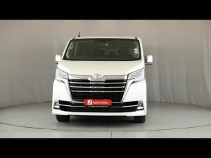 Toyota Quantum 2.8 LWB bus 9-seater VX Premium - Image 4
