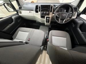 Toyota Quantum 2.8 LWB panel van - Image 6