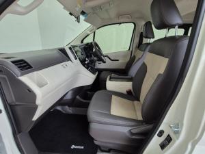 Toyota Quantum 2.8 LWB bus 11-seater GL - Image 7