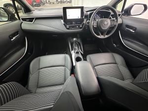 Toyota Corolla 1.8 Hybrid XR - Image 6