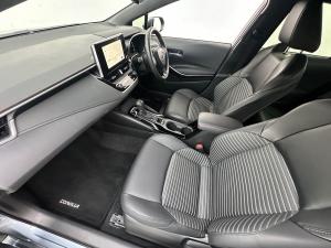 Toyota Corolla 1.8 Hybrid XR - Image 7