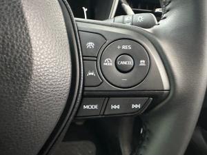 Toyota Corolla 1.8 Hybrid XR - Image 10
