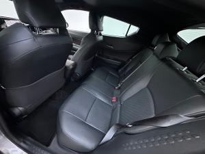 Toyota C-HR 1.2T Luxury - Image 12