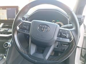 Toyota Land Cruiser 300 3.3D ZX - Image 10
