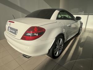 Mercedes-Benz SLK SLK350 - Image 3