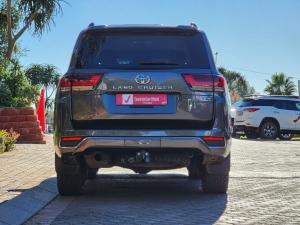 Toyota Land Cruiser 300 3.3D ZX - Image 5