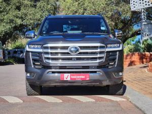 Toyota Land Cruiser 300 3.3D ZX - Image 4