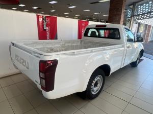 Isuzu D-Max Gen 6 250c single cab - Image 3
