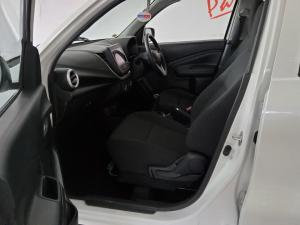 Toyota Vitz 1.0 XR manual - Image 7