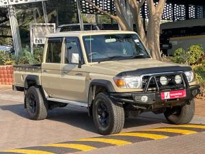Toyota Land Cruiser 79 4.0 V6 double cab - Image 1