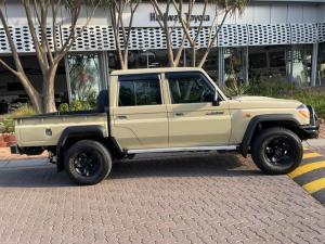 Toyota Land Cruiser 79 4.0 V6 double cab - Image 3