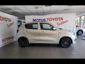 Toyota Vitz 1.0 XR manual - Image 3