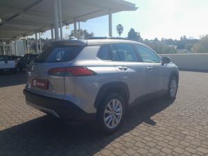 Toyota Corolla Cross 1.8 Hybrid XS - Image 2