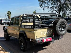Toyota Land Cruiser 79 2.8GD-6 double cab - Image 16