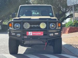Toyota Land Cruiser 79 2.8GD-6 double cab - Image 4
