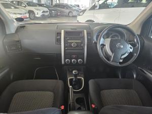 Nissan X-Trail 2.5 4x4 SE CVT - Image 6