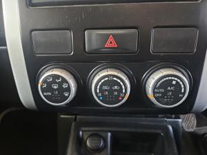 Nissan X-Trail 2.5 4x4 SE CVT - Image 14