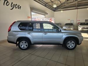 Nissan X-Trail 2.5 4x4 SE CVT - Image 3