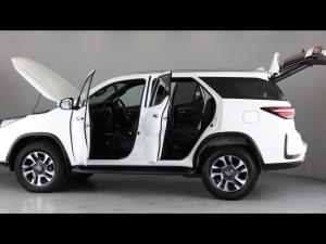 Toyota Fortuner 2.8GD-6 4x4 - Image 11