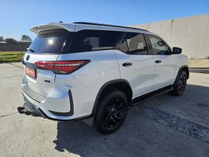 Toyota Fortuner 2.8GD-6 4x4 VX - Image 2