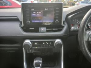 Toyota RAV4 2.0 GX auto - Image 15