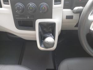 Toyota Quantum 2.8 SLWB panel van - Image 11