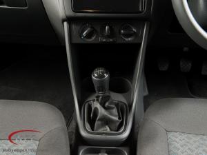 Volkswagen Polo Vivo 1.4 Life - Image 18