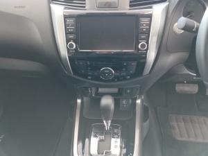 Nissan Navara 2.5DDTI LE/LE Plus automatic D/C - Image 12