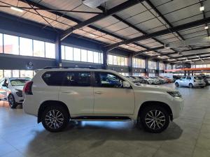 Toyota Prado VX-L 2.8GD automatic - Image 4