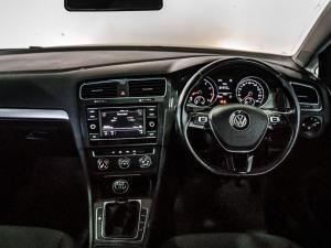 Volkswagen Golf 1.0TSI Trendline - Image 11