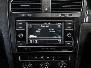 Volkswagen Golf 1.0TSI Trendline - Image 12