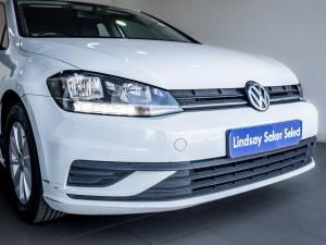Volkswagen Golf 1.0TSI Trendline - Image 4