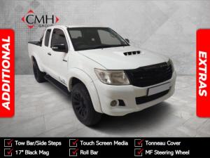 Toyota Hilux 3.0D-4D Xtra cab Raider Dakar edition - Image 1