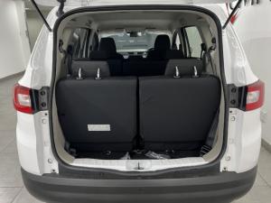 Renault Triber 1.0 Life - Image 5