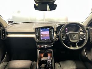 Volvo XC40 B3 Ultimate Dark - Image 14
