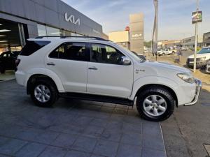Toyota Fortuner 3.0D-4D - Image 8
