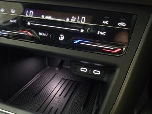 Volkswagen Polo hatch 1.0TSI R-Line - Image 5